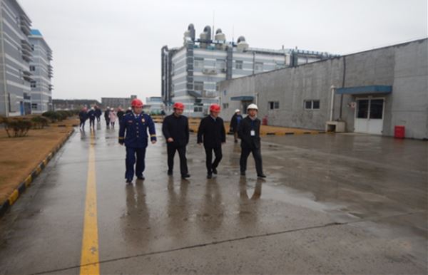 江市长带队到慧聚药业检查安全生产工作